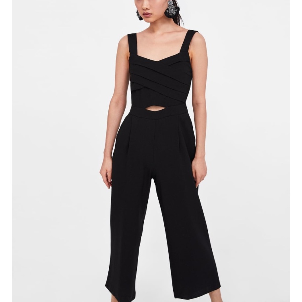 Zara cut out jumpsuit with pleats - Picture 2 of 8